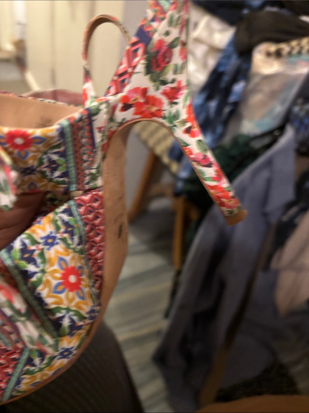 ANTONIO MELANI Multicolor Floral Print Wedge Sandals 4” heels - Picture 5 of 12